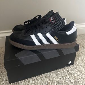 Adidas Black/White Sambas